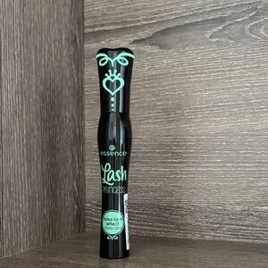 ❤️$5 NWT Essence Lash Princess False Lash Effect Mascara 12ml